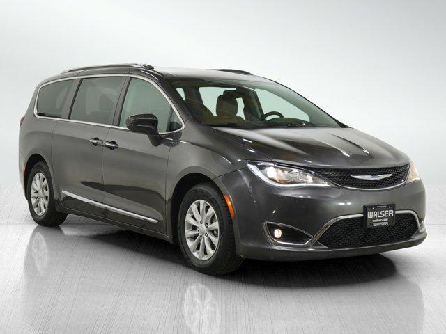 used 2018 Chrysler Pacifica car, priced at $17,998