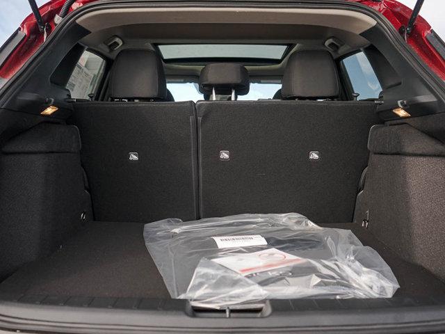 new 2025 Nissan Kicks car, priced at $28,999