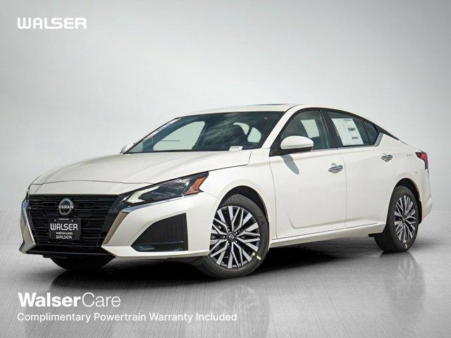 new 2025 Nissan Altima car, priced at $31,699