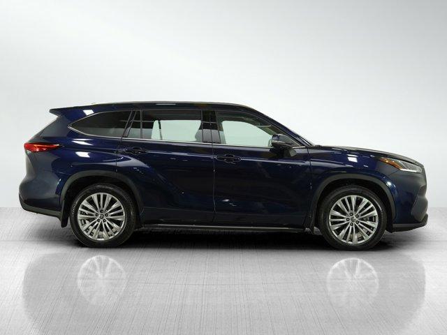 used 2023 Toyota Highlander car, priced at $46,998