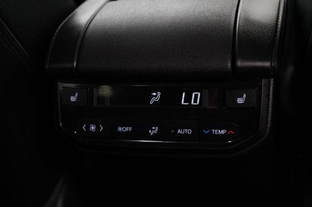 used 2023 Toyota Highlander car, priced at $46,998