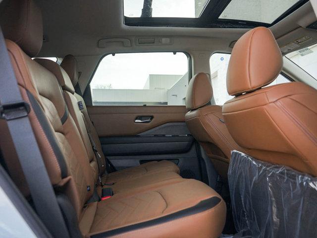 new 2025 Nissan Pathfinder car, priced at $50,299