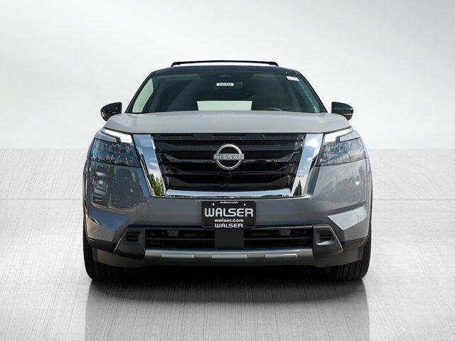 new 2025 Nissan Pathfinder car, priced at $52,149