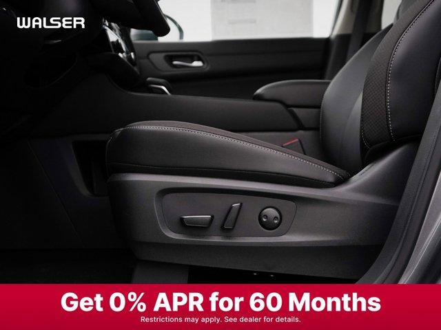 new 2025 Nissan Pathfinder car, priced at $37,977