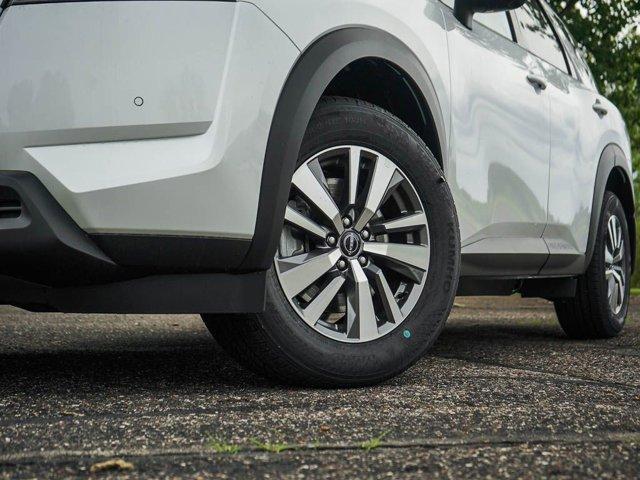 new 2025 Nissan Pathfinder car, priced at $44,299