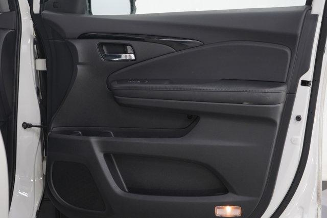 used 2017 Honda Pilot car, priced at $14,998