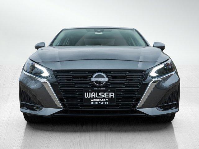 new 2025 Nissan Altima car, priced at $35,999