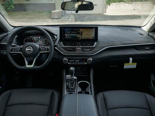 new 2025 Nissan Altima car, priced at $35,999