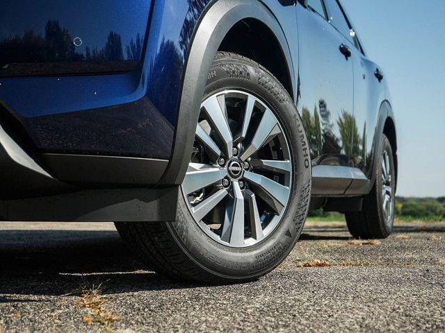 new 2025 Nissan Pathfinder car, priced at $43,699
