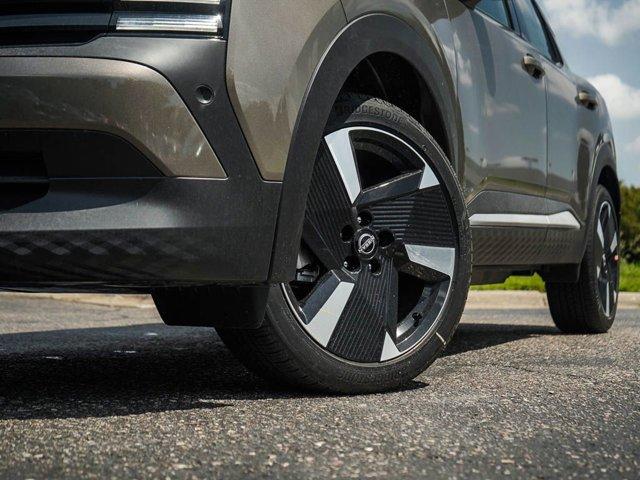 new 2025 Nissan Kicks car, priced at $30,199