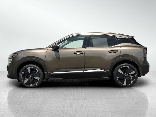new 2025 Nissan Kicks car, priced at $30,199