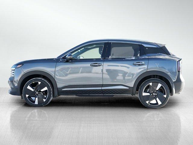 new 2025 Nissan Kicks car, priced at $30,999