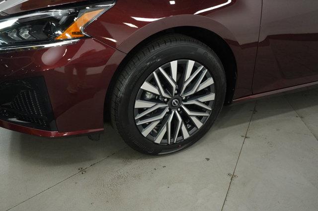 used 2024 Nissan Altima car, priced at $25,998