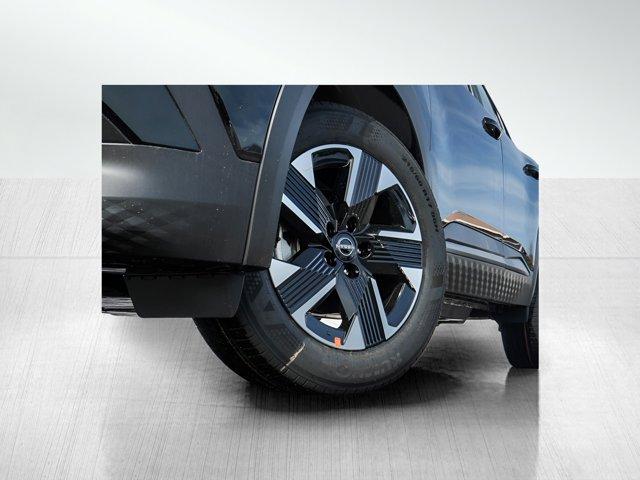 new 2025 Nissan Kicks car, priced at $27,499