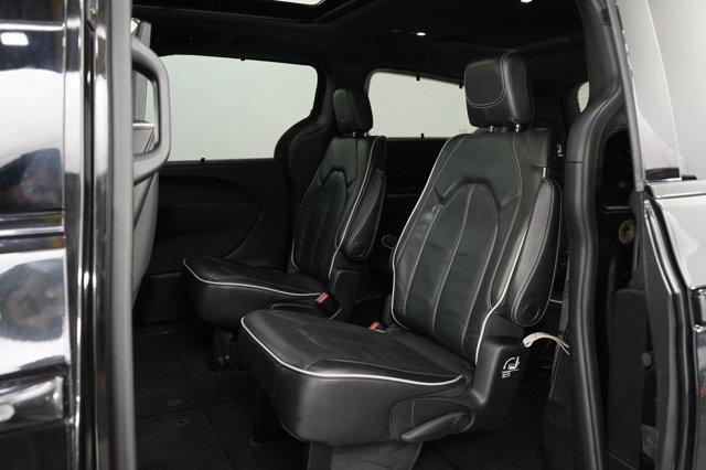 used 2018 Chrysler Pacifica car, priced at $18,499