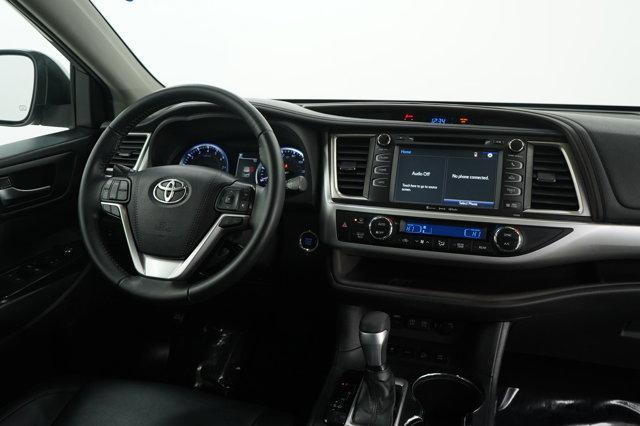 used 2019 Toyota Highlander car, priced at $25,399