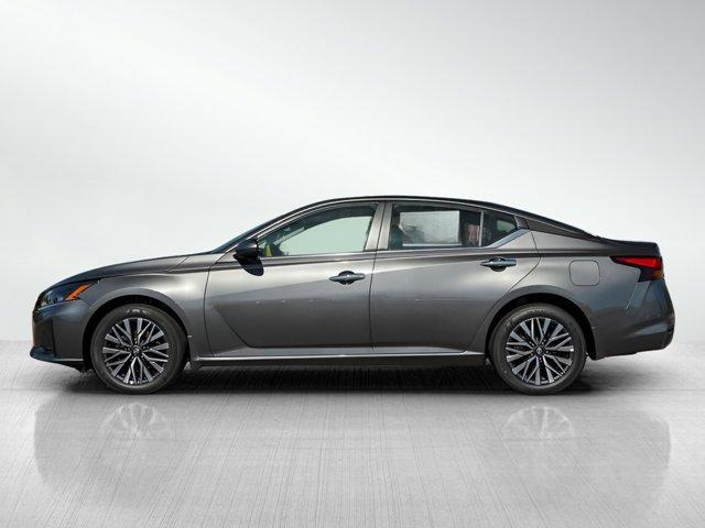 new 2025 Nissan Altima car, priced at $31,699