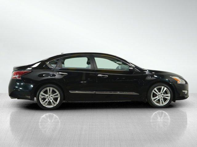used 2014 Nissan Altima car, priced at $11,499