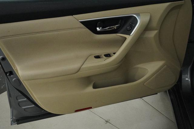 used 2016 Nissan Altima car