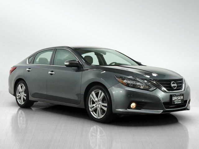 used 2016 Nissan Altima car