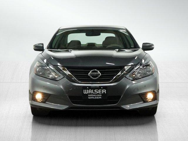 used 2016 Nissan Altima car