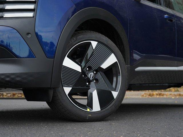new 2025 Nissan Kicks car, priced at $30,099