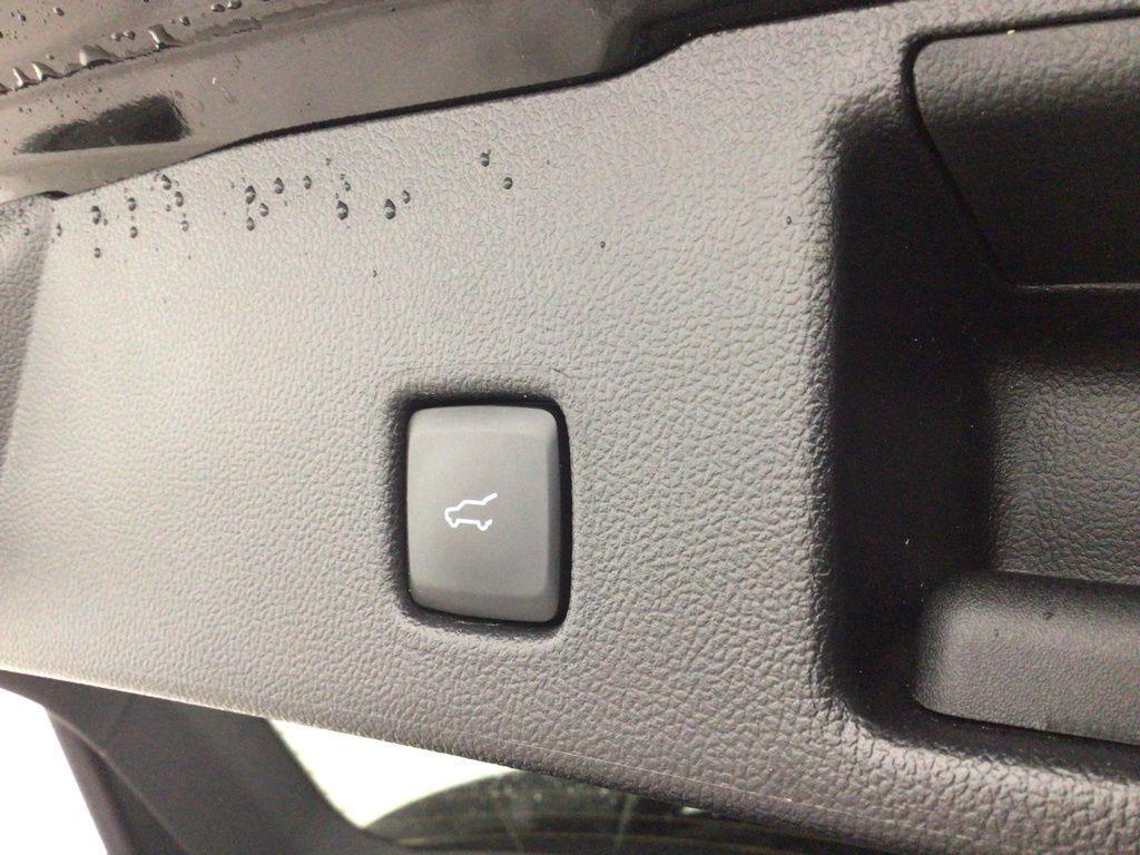 used 2022 Ford Escape car, priced at $28,000