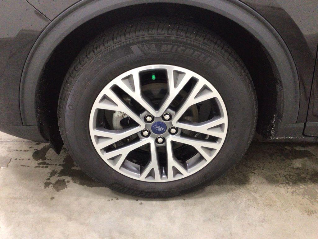 used 2022 Ford Escape car, priced at $23,000