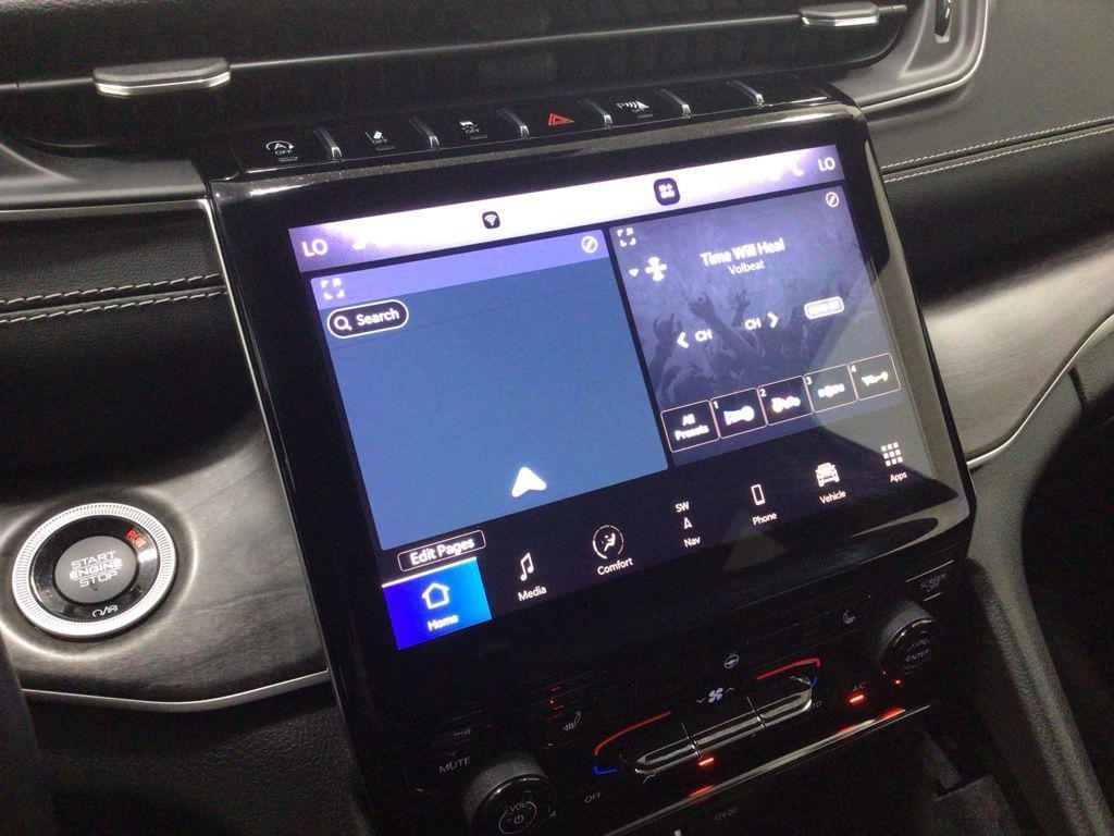 used 2022 Jeep Grand Cherokee L car, priced at $25,900