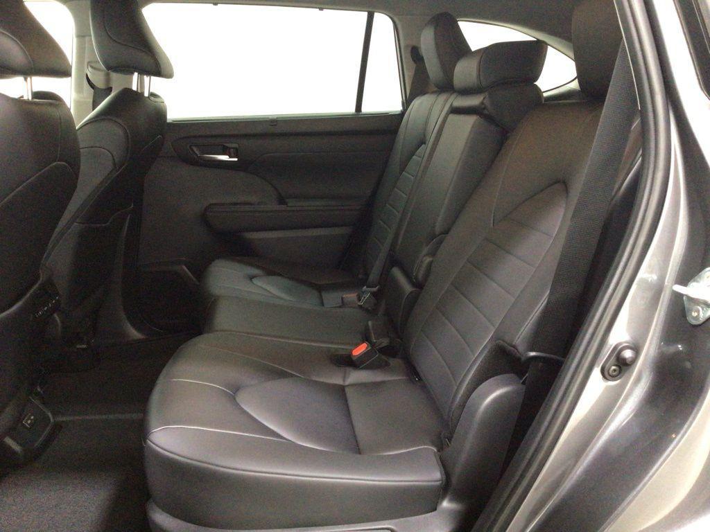 used 2024 Toyota Highlander car, priced at $42,500