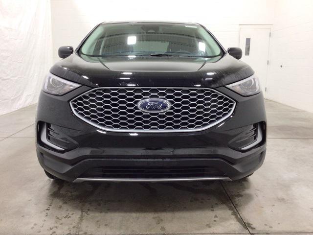 used 2024 Ford Edge car, priced at $32,500