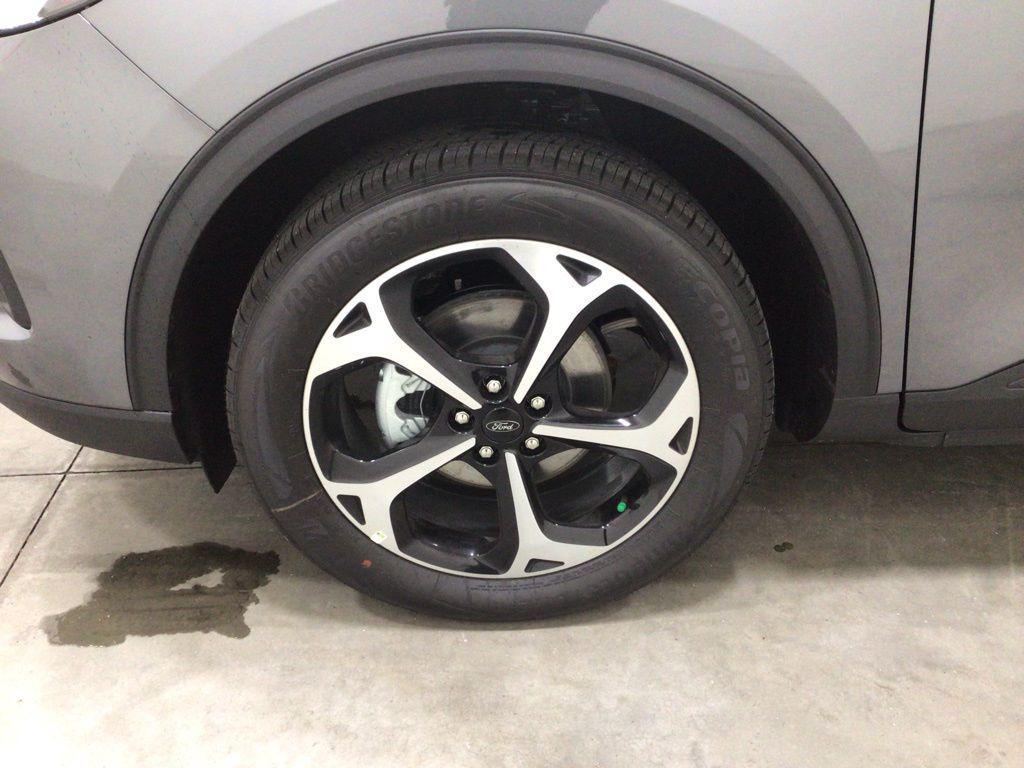 new 2025 Ford Escape car, priced at $33,147