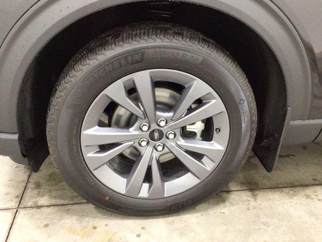 new 2025 Ford Explorer car, priced at $44,872