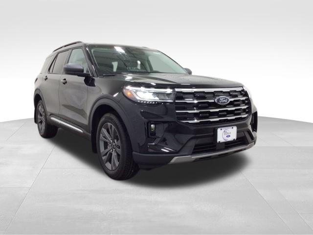 new 2025 Ford Explorer car, priced at $44,872