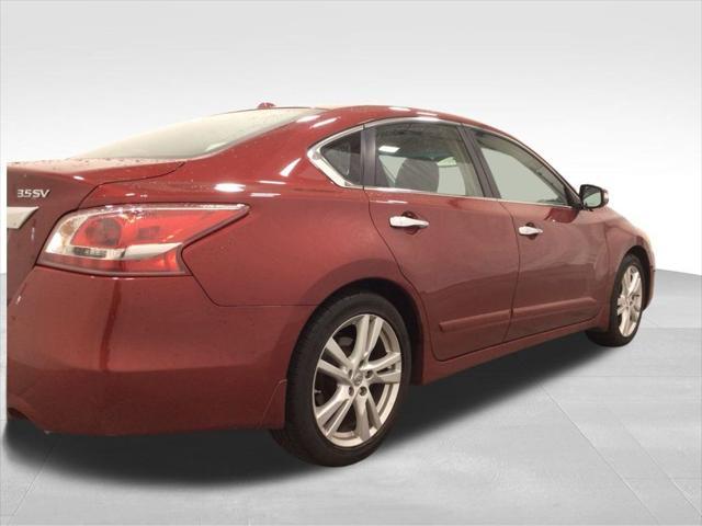 used 2013 Nissan Altima car, priced at $7,200