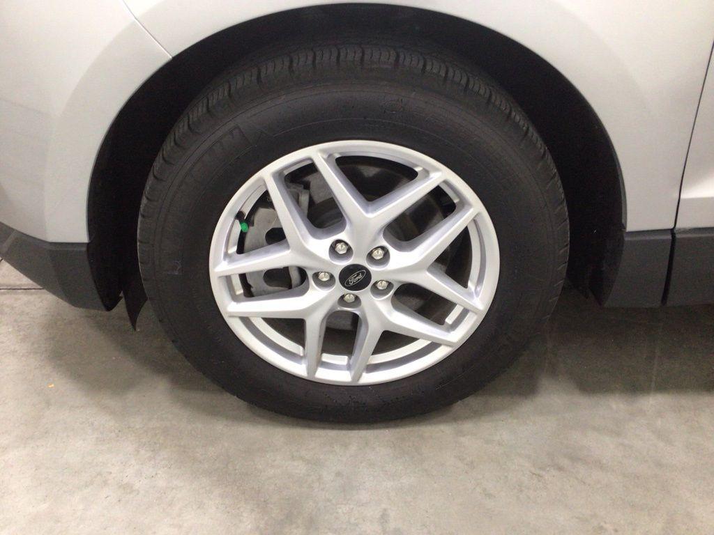 used 2023 Ford Edge car, priced at $29,000
