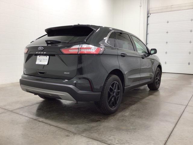 used 2022 Ford Edge car, priced at $28,000