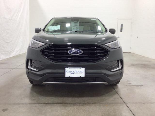 used 2022 Ford Edge car, priced at $28,000