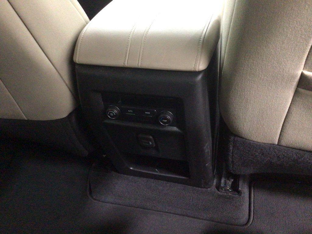 used 2023 Chevrolet Traverse car, priced at $27,200