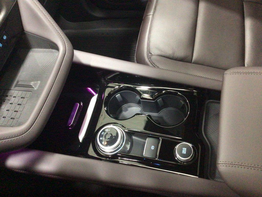 new 2025 Ford Explorer car, priced at $60,625