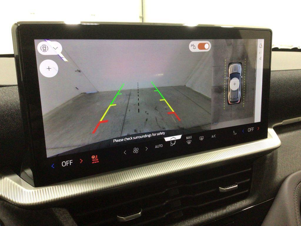 new 2025 Ford Explorer car, priced at $60,625