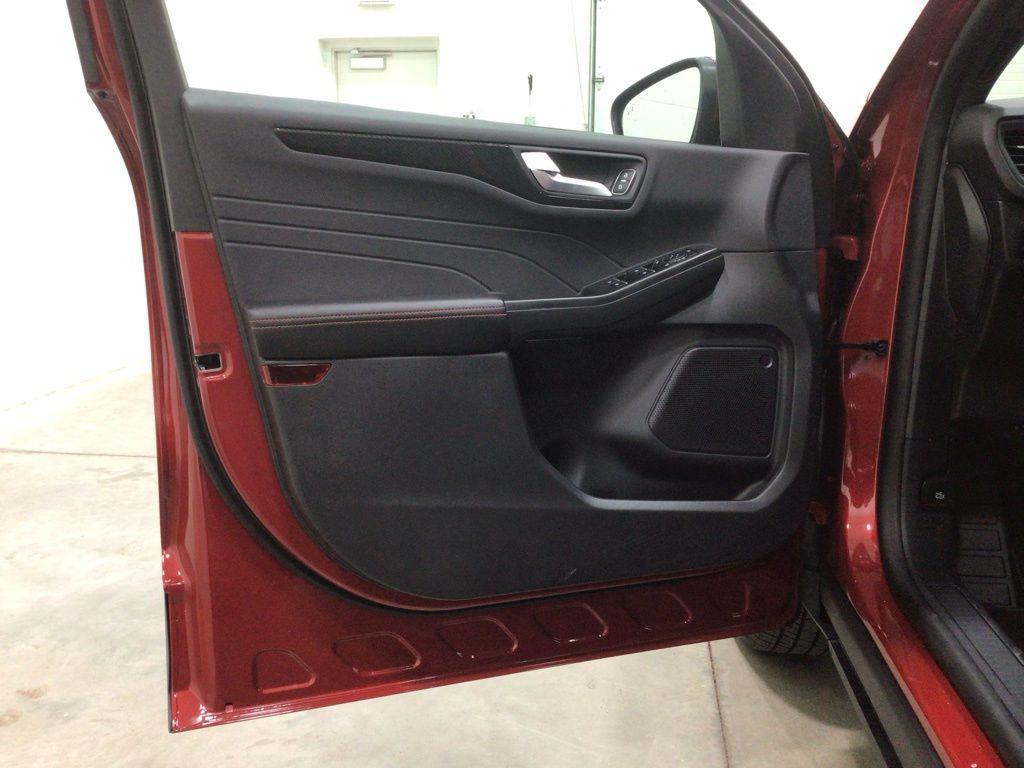 new 2025 Ford Escape car, priced at $32,164