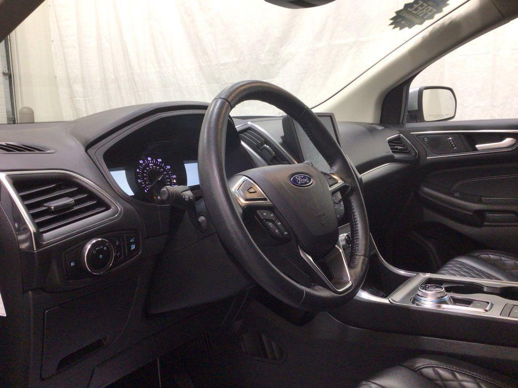 used 2024 Ford Edge car, priced at $28,700