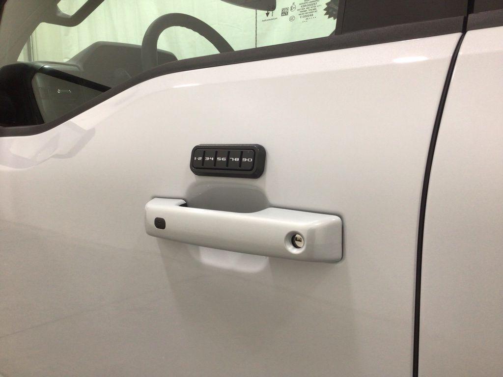 new 2025 Ford F-150 car, priced at $59,380