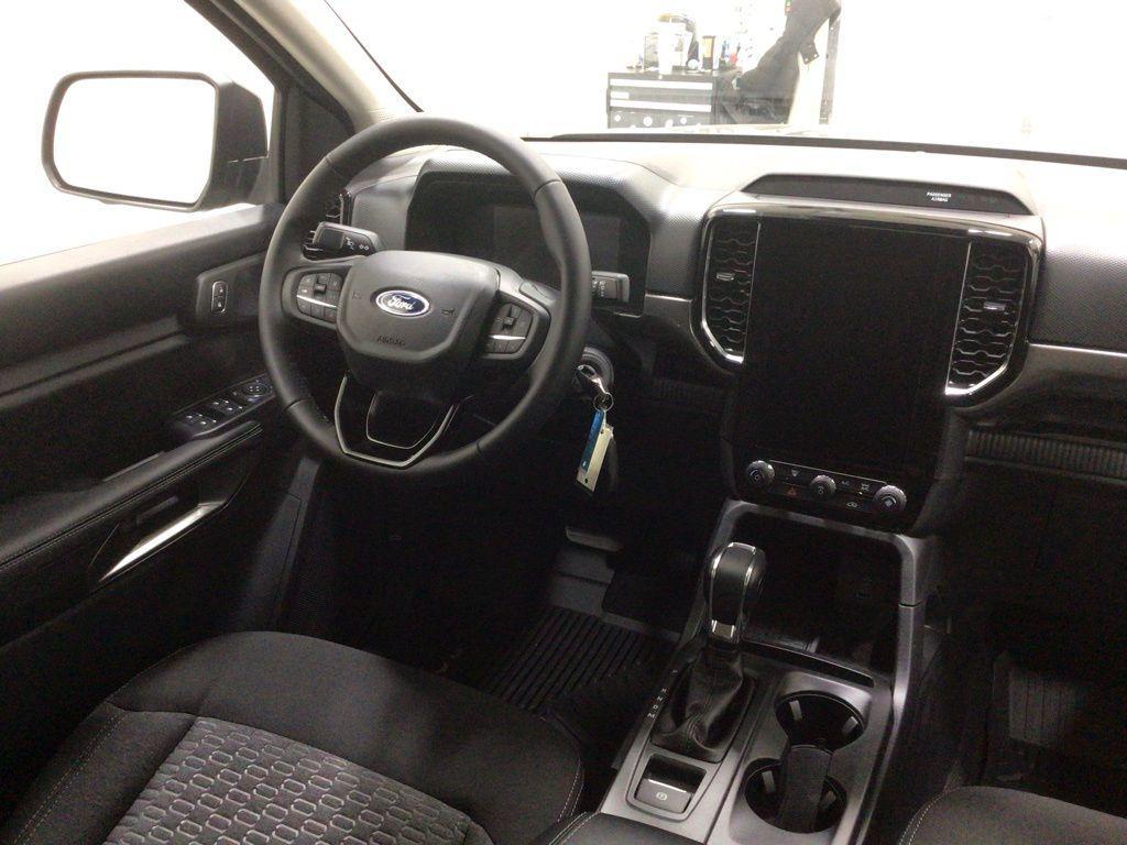new 2025 Ford Ranger car, priced at $40,184