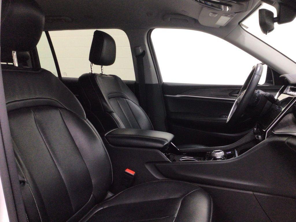 used 2022 Jeep Grand Cherokee L car, priced at $30,800