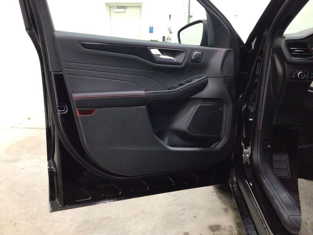 new 2025 Ford Escape car, priced at $35,829