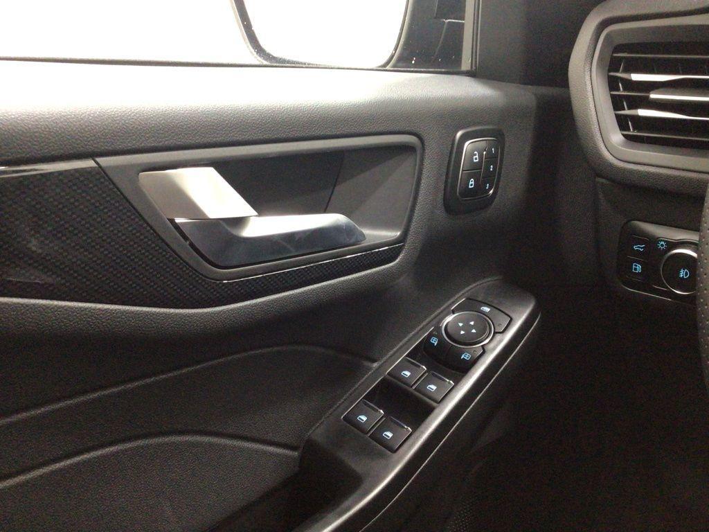 new 2025 Ford Escape car, priced at $35,829