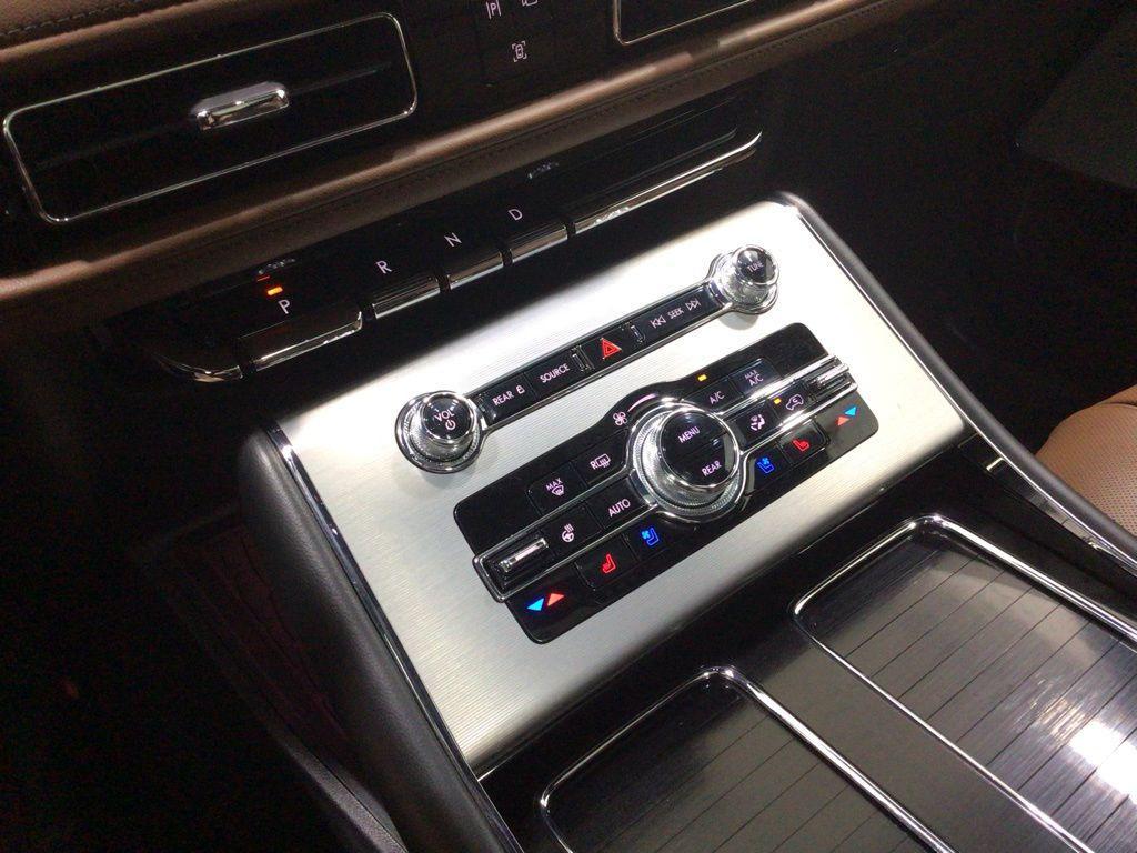 used 2023 Lincoln Aviator car, priced at $46,900