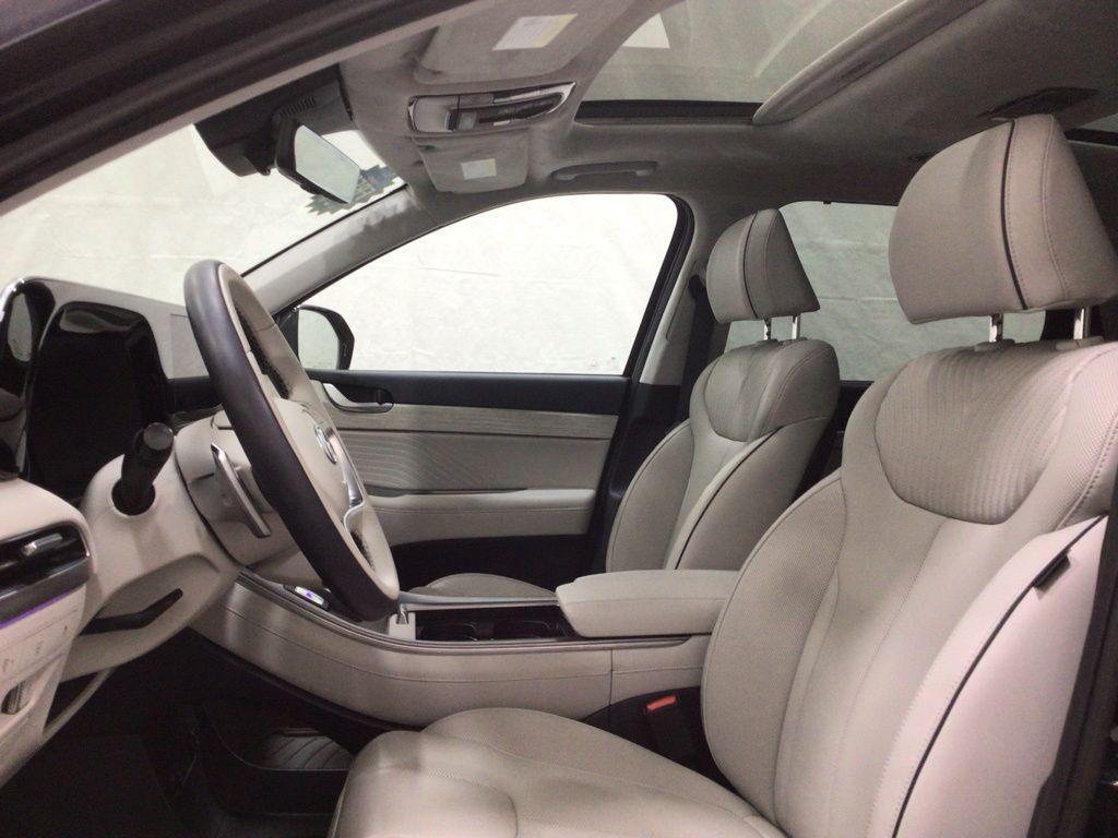 used 2024 Hyundai Palisade car, priced at $41,600
